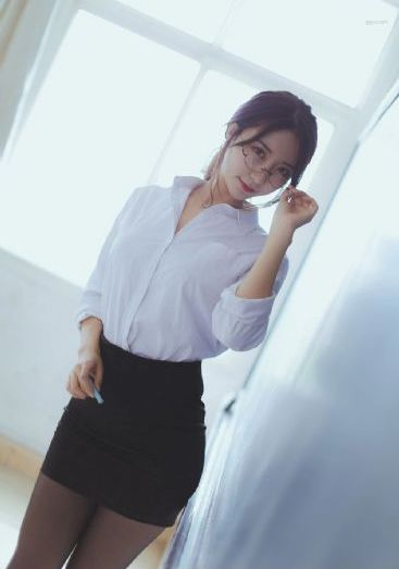 你比星光美丽在线观看完整版免费